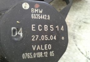 BMW X5 E53 Tuloilmaventtiilin käyttömoottori 6935442