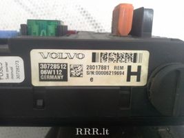 Volvo V70 Ramka / Moduł bezpieczników 30728512