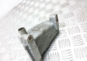 Audi A4 S4 B7 8E 8H Tubo flessibile del liquido di raffreddamento del motore 06B129953