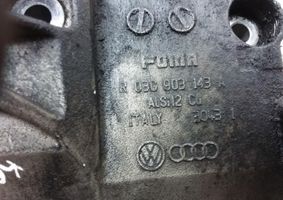 Volkswagen Touran I Uchwyt / Mocowanie sprężarki klimatyzacji 03G903143A