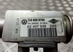 Volkswagen Touareg I Condenseur de climatisation 7L0820102D