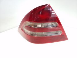 Mercedes-Benz C W203 Lampa tylna 