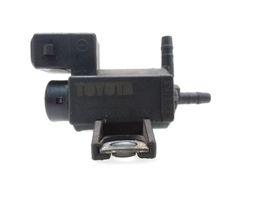 Toyota Avensis T270 Solenoidinis vožtuvas 258600R010