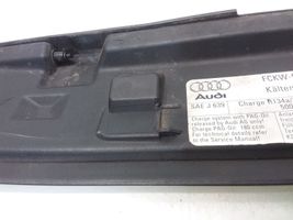 Audi A2 Atrapa chłodnicy / Grill 8Z0853631