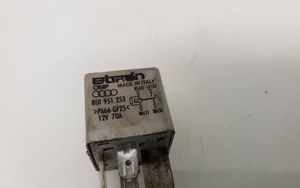 Audi A4 S4 B7 8E 8H Fuel pump relay 8E0951253