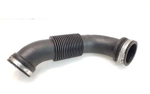 Ford Focus Manguera/tubo del intercooler CV619C623AC