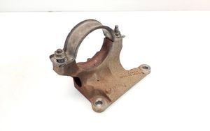 Ford Mondeo MK IV Staffa del cuscinetto di supporto dell’albero di trasmissione AV613K305E