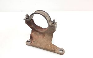 Ford Mondeo MK IV Staffa del cuscinetto di supporto dell’albero di trasmissione AV613K305E