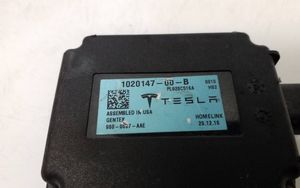 Tesla Model X Portin ohjausyksikkö 102014700B