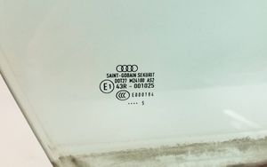 Audi A4 S4 B7 8E 8H Pagrindinis priekinių durų stiklas (keturdurio) 43R001025