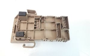 Subaru Outback Drošinātāju bloks 82201AJ000