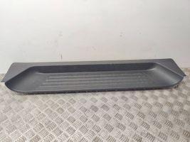 Volkswagen Transporter - Caravelle T5 Garniture de marche-pieds arrière 7H0863725T