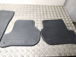 Skoda Octavia Mk2 (1Z) Set di tappetini per auto 1Z1862451