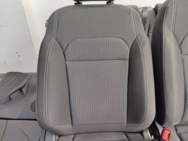 Ford Kuga II Garnitures, kit cartes de siège intérieur avec porte 