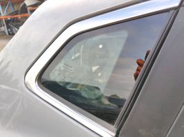 Nissan Qashqai Fenêtre latérale avant / vitre triangulaire 43R001583