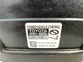 Toyota RAV 4 (XA40) Modulo comfort/convenienza 8998142070