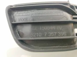 BMW 5 G30 G31 Osłona szyn przedniego fotela pasażera 7357396