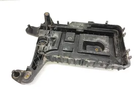 Volkswagen Caddy Boîte de batterie 1K0915333H