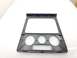 Volkswagen Caddy Console centrale, commande chauffage/clim 2K0858061