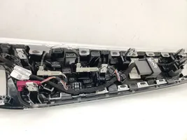 BMW 5 G30 G31 Panelės apdaila 988225802