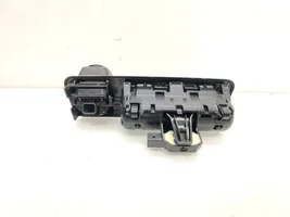 BMW 5 G30 G31 Tailgate handle with camera 7381868