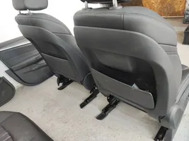 BMW 5 G30 G31 Set di rivestimento sedili e portiere 