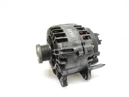 Volkswagen PASSAT B7 Alternator 03C903023T