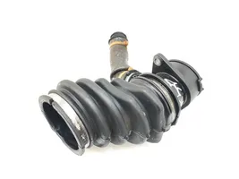 Volvo V40 Turbo air intake inlet pipe/hose AV616C784AE