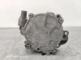 Volkswagen Transporter - Caravelle T5 Vacuum pump 03L145100