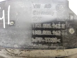 Volkswagen Caddy Oro paėmimo kanalo detalė (-ės) 1K0805962E