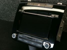 Volkswagen Touareg II Panel / Radioodtwarzacz CD/DVD/GPS 7P6035195B