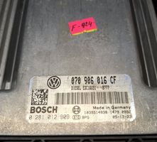 Volkswagen Transporter - Caravelle T5 Sterownik / Moduł ECU 070906016CF