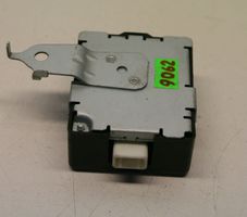 Toyota iQ Centrālās atslēgas vadības bloks 8974152262