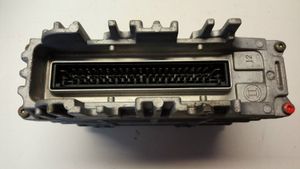 Volkswagen Golf III Calculateur moteur ECU 032906026G