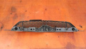 Mazda 323 Grille calandre supérieure de pare-chocs avant BJ3D501T1D