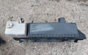 Mercedes-Benz Sprinter W901 W902 W903 W904 Radiatorių komplektas 0130948702