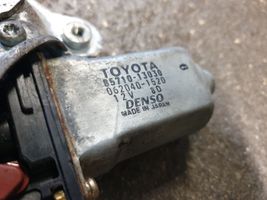 Toyota Avensis Verso Priekinis varikliukas langų pakėlėjo 8571013030