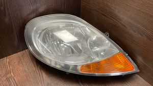 Renault Trafic II (X83) Lampa przednia 8200701353