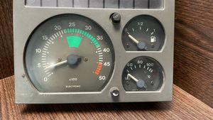 Iveco Daily 40.8 Geschwindigkeitsmesser Cockpit 6035080110