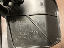 Audi A4 S4 B5 8D Fibbia della cintura di sicurezza posteriore 8D0857739D