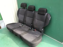 Toyota Corolla Verso E121 Fotel tylny 710751F130