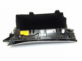 Ford Edge II Glove box 