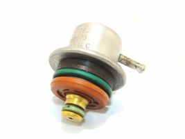 Volkswagen PASSAT B5 Fuel pressure regulator 