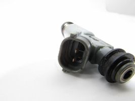 Mazda 323 F Fuel injector 