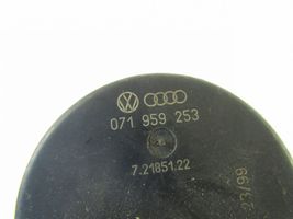 Volkswagen Golf IV Secondary air pump 