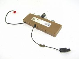 KIA Opirus Amplificatore antenna 