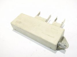 Opel Vectra B Aerial antenna amplifier 