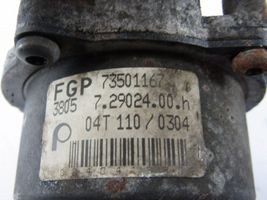 Opel Corsa C Pompa podciśnienia 