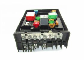 Skoda Octavia Mk2 (1Z) Module de fusibles 