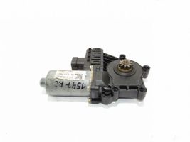 Opel Zafira A Front door window regulator motor 